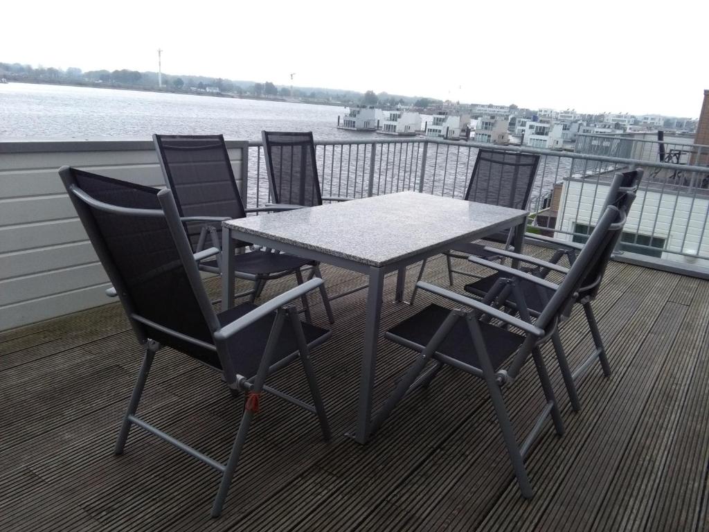 Ferienwohnung Admiral Suite room 3